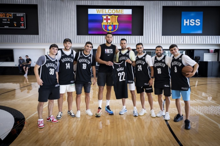 经纪人：米内罗竞技未与胡尔克就续约进行接触（经纪人称米内罗竞技尚未与胡尔克谈续约）