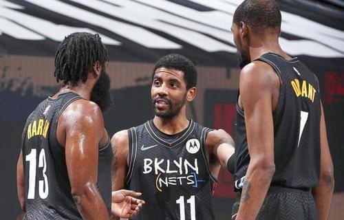 西蒙尼：我不明白拉菲尼亚怎么拿不到金球奖（西蒙尼困惑：拉菲尼亚为何无缘金球奖）