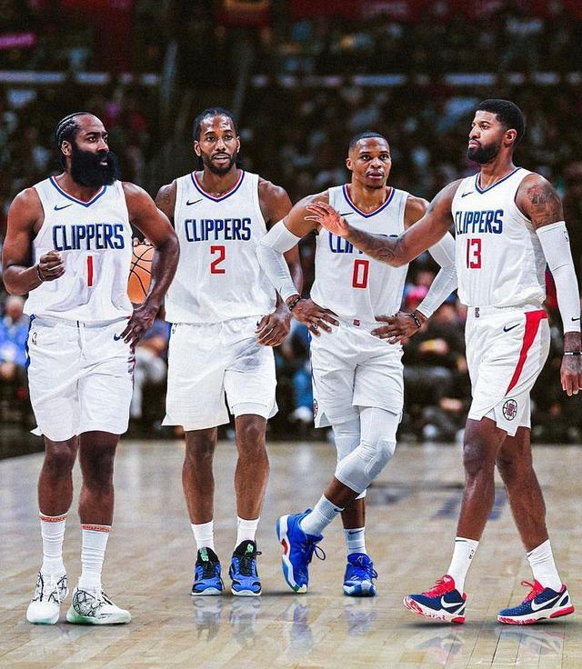 法兰克福官方：巴舒亚伊足部中骨骨折，已顺利接受手术（法兰克福官宣：巴舒亚伊足部中足骨骨折，手术已顺利完成）