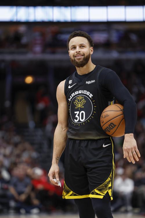 “玉面杀手”张玉宁将执掌苏超宿迁队（“玉面杀手”张玉宁将挂帅苏超宿迁队）