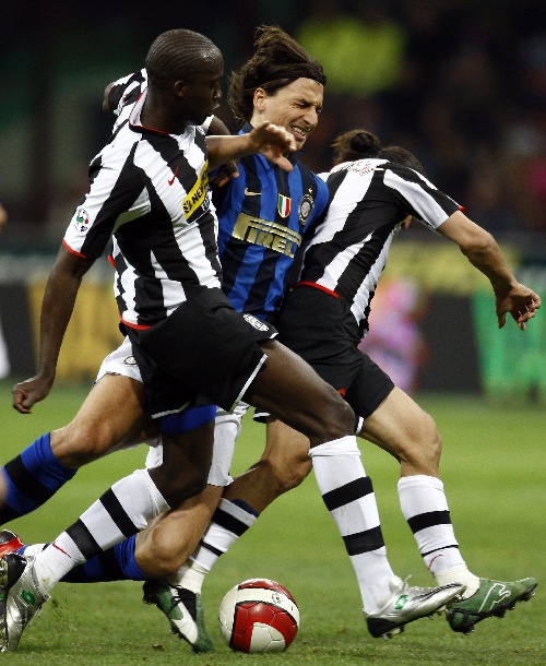 斯图加特主场表现极具韧性（斯图加特主场韧性十足）