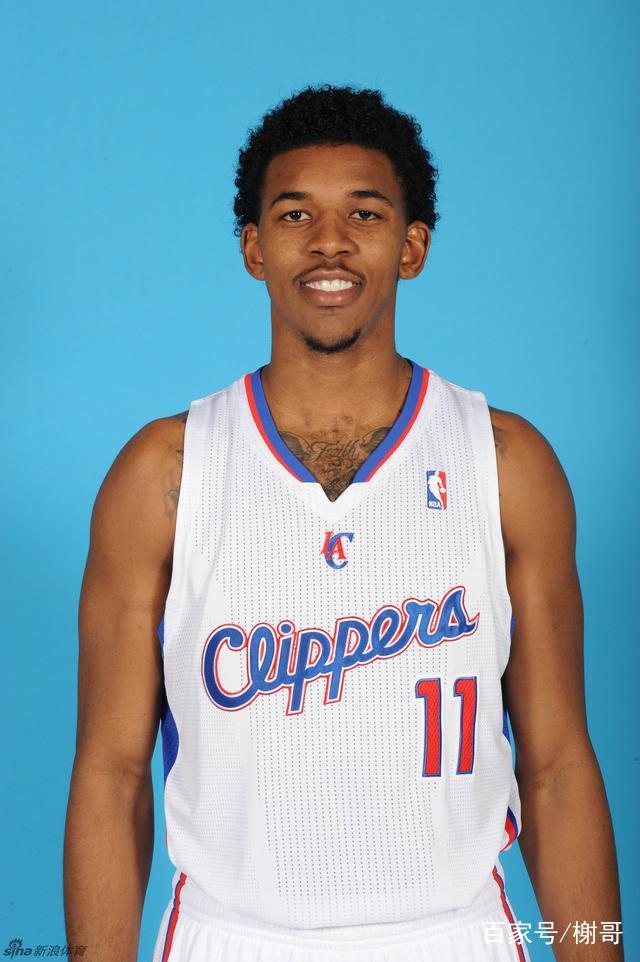 延续状态！基昂特·乔治三分7中4轰29分10助（状态正佳！基昂特·乔治三分7投4中砍下29分10助攻）