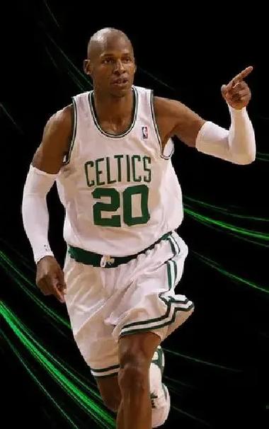 国家德比维尼修斯不满被换后，阿隆索让米利唐去跟他谈谈（国家德比维尼修斯对被换下不满，阿隆索指派米利唐上前沟通）