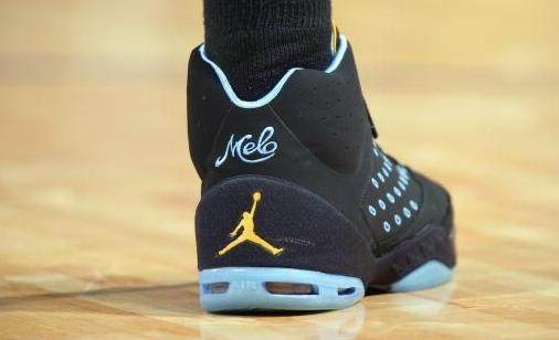 一次失误改变比赛走势（关键失误扭转战局）