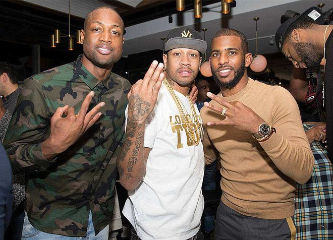 帕夫洛维奇：教练跟我说过，莱奥向前跑的时候要设法创造空间（帕夫洛维奇：教练叮嘱我，莱奥前插要主动创造空间）