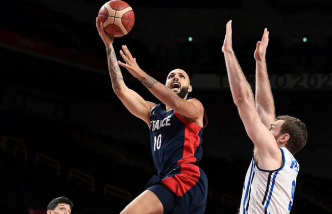 差距明显！勇士替补合砍47分，骑士替补仅13分（替补火力悬殊：勇士47分，骑士仅13分）