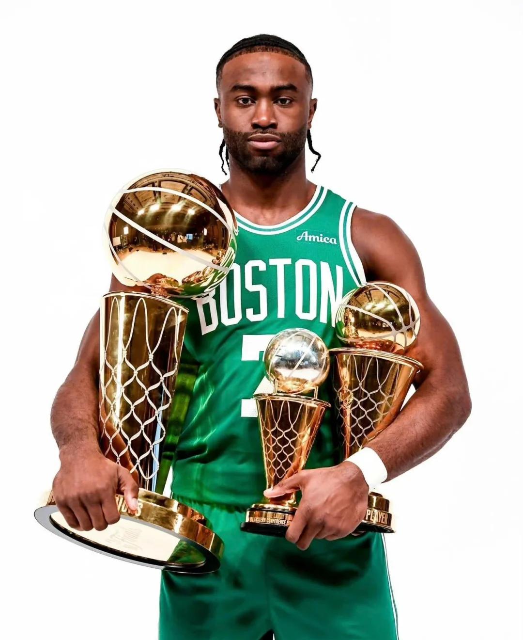 孔蒂：我没有低估本菲卡，但他们比我们多休息了两天（孔蒂否认轻视本菲卡：对手比我们多休两天）